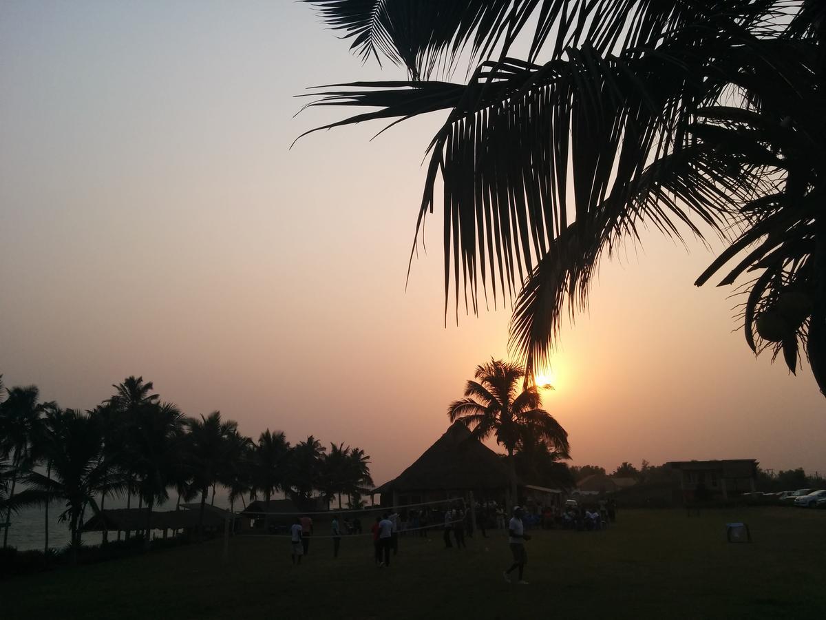 Kokrobite Sankofa Beach House酒店 外观 照片